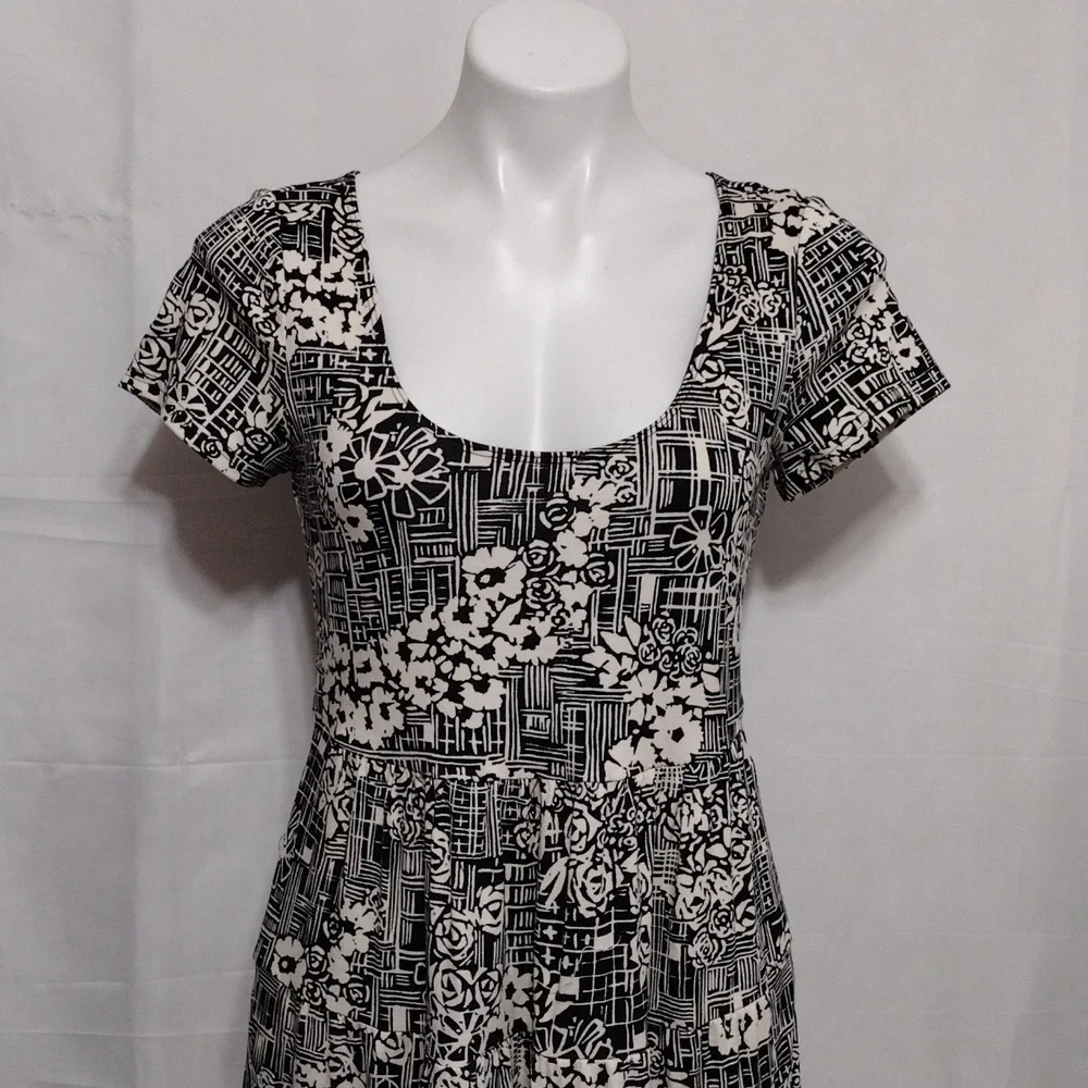 NWT Maeve Catalina Black Floral Tiered Maxi Dress Small Elegant Chic MSRP $138 - Picture 5 of 17